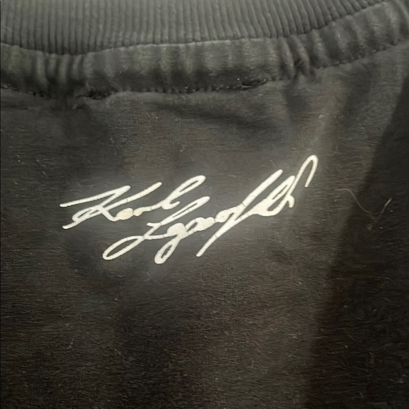 Karl Lagerfeld Black Sweatshirt with Gold Graphic - Picture 7 of 8